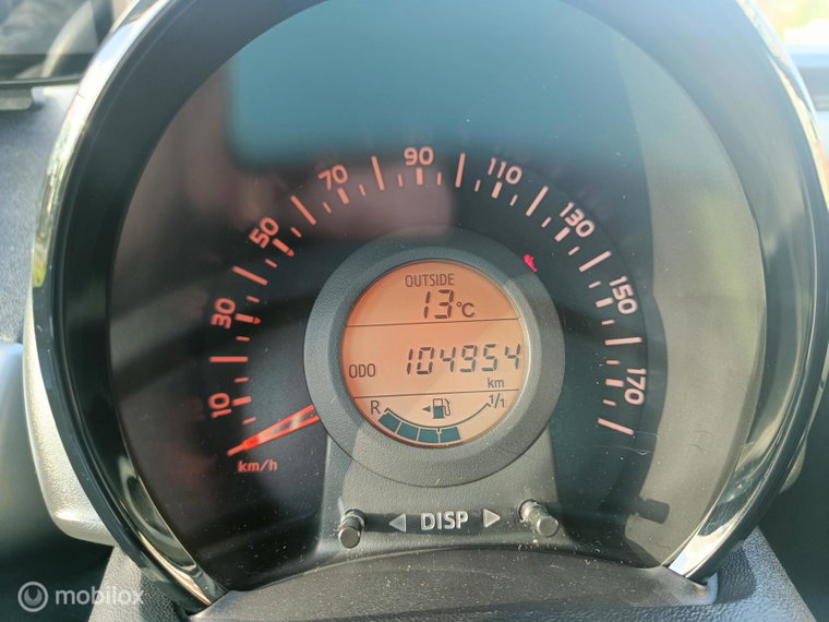 Vehicle Image 22