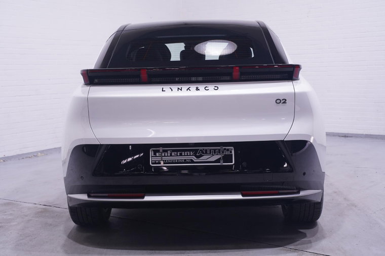 Vehicle Image 11