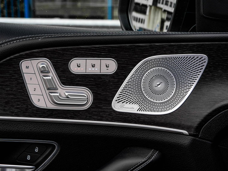 Vehicle Image 53