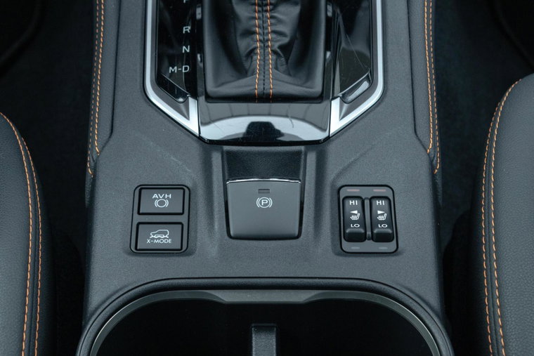 Vehicle Image 25