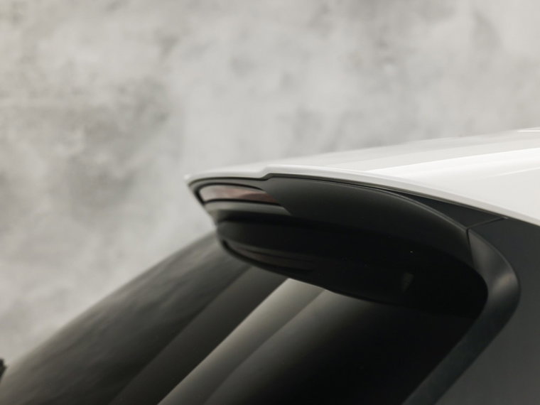 Vehicle Image 37