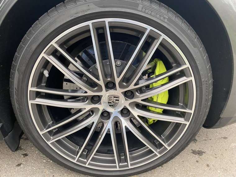 Vehicle Image 20
