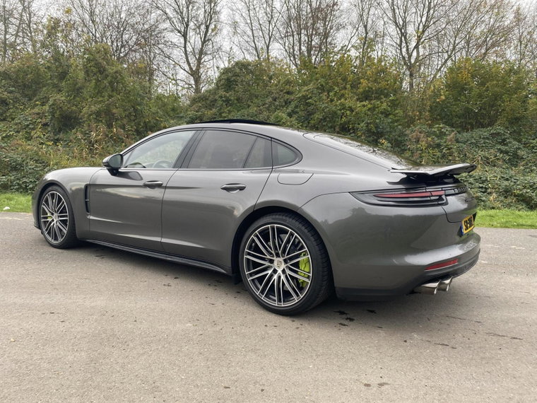 Vehicle Image 4