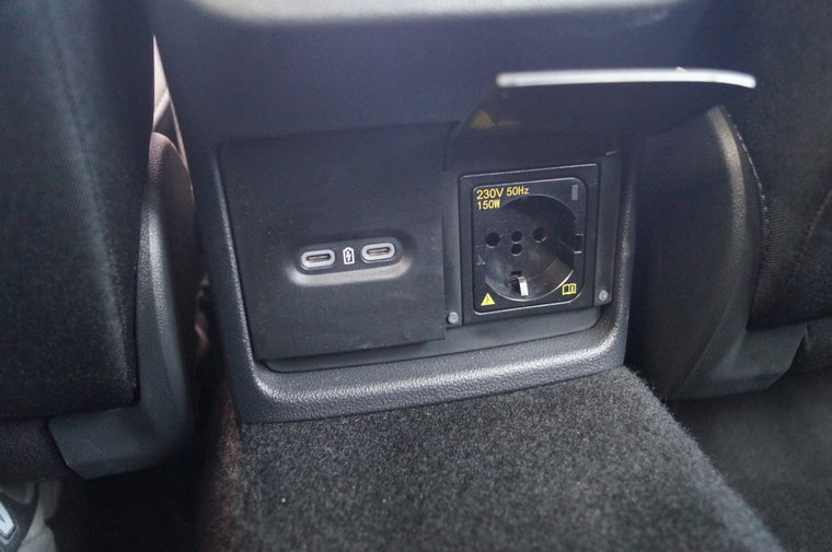 Vehicle Image 28