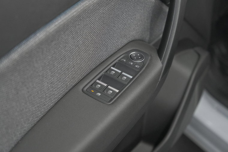 Vehicle Image 29