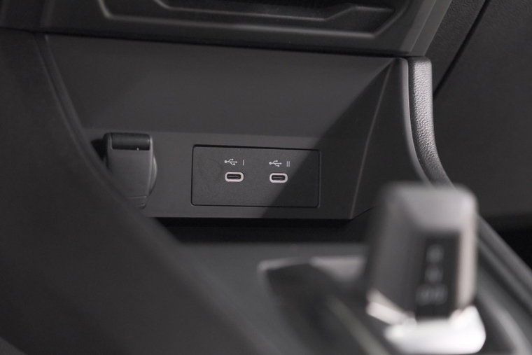 Vehicle Image 48