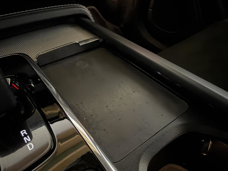 Vehicle Image 48