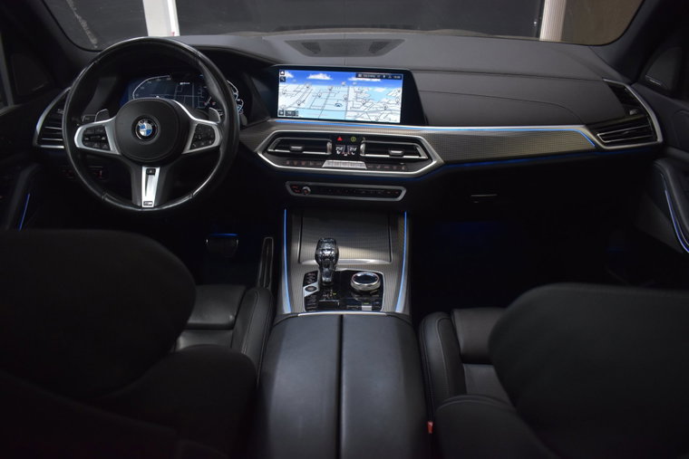 Vehicle Image 19