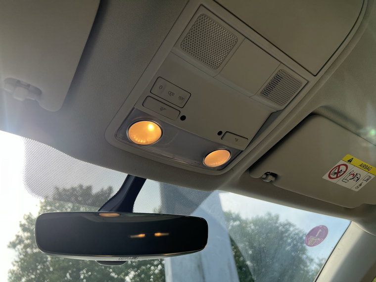 Vehicle Image 22
