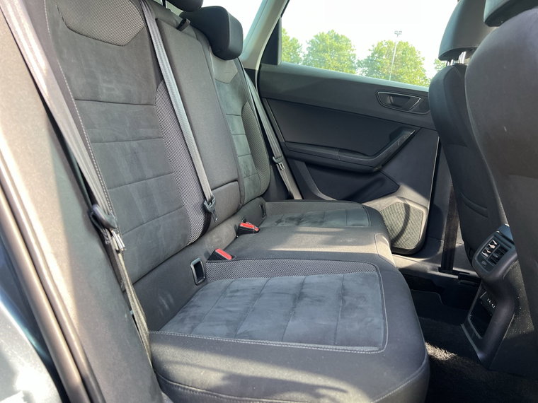 Vehicle Image 28