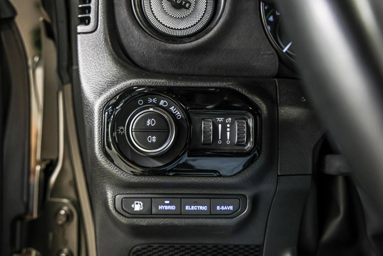 Vehicle Image 45