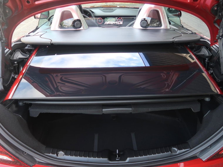 Vehicle Image 32