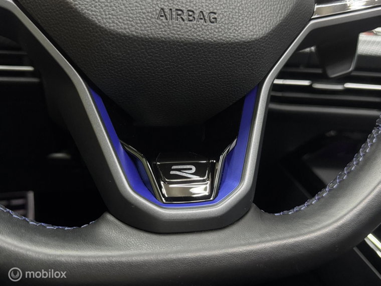 Vehicle Image 41