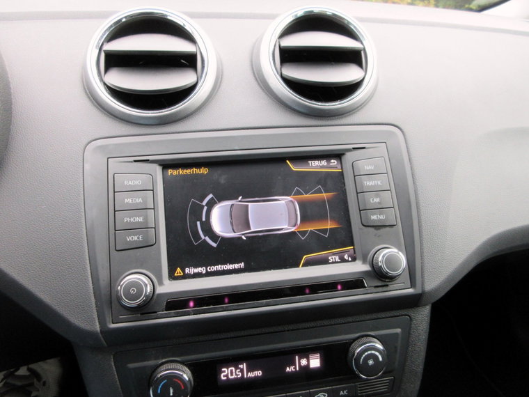 Vehicle Image 14