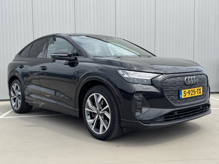 Vehicle Image 35