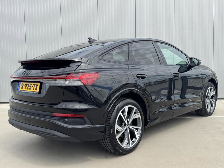 Vehicle Image 37