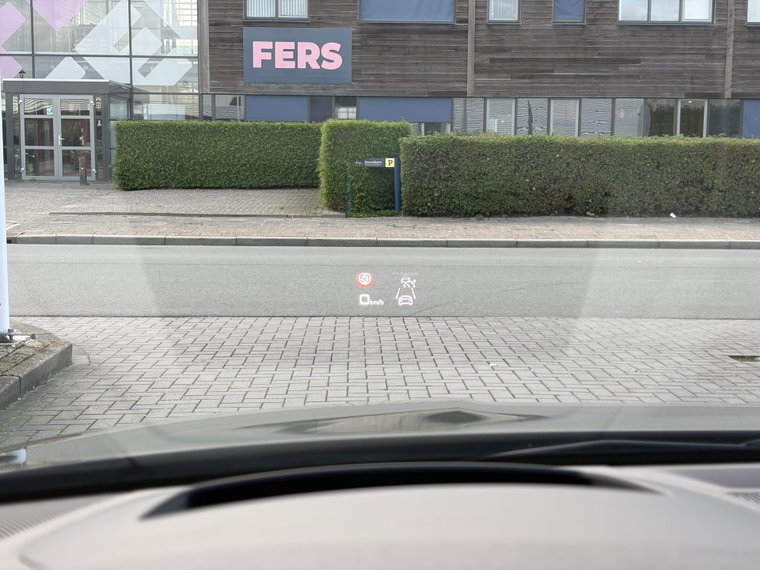 Vehicle Image 35
