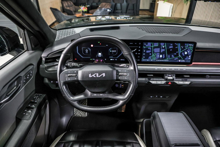 Vehicle Image 37