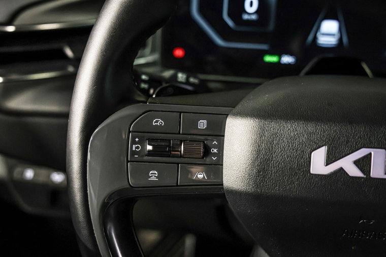 Vehicle Image 40