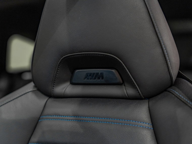 Vehicle Image 40