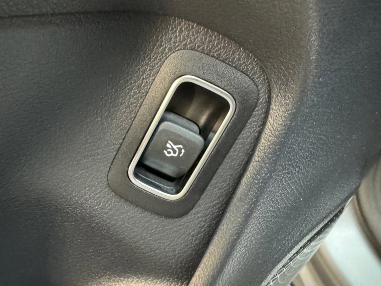Vehicle Image 40