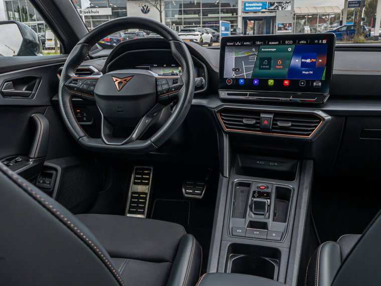 Vehicle Image 35