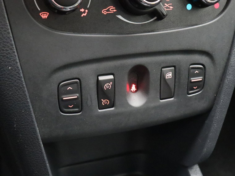 Vehicle Image 26