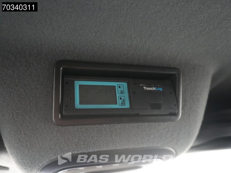 Vehicle Image 39