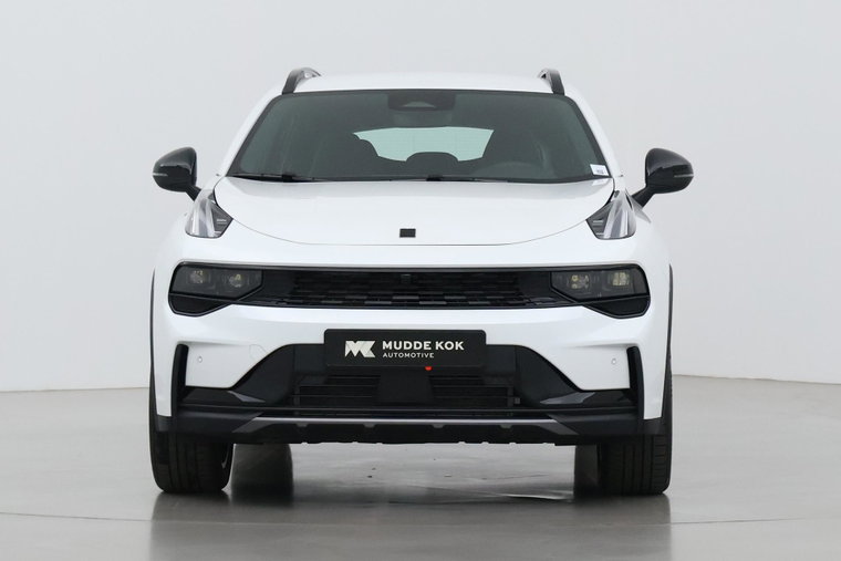Vehicle Image 16