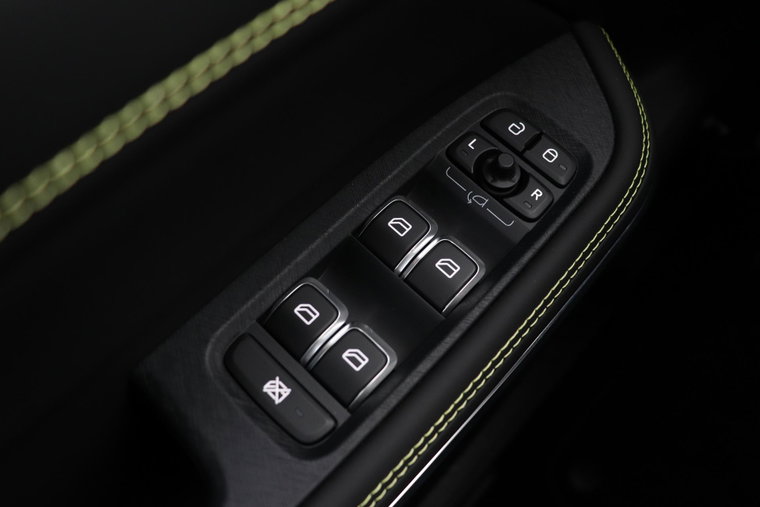 Vehicle Image 37