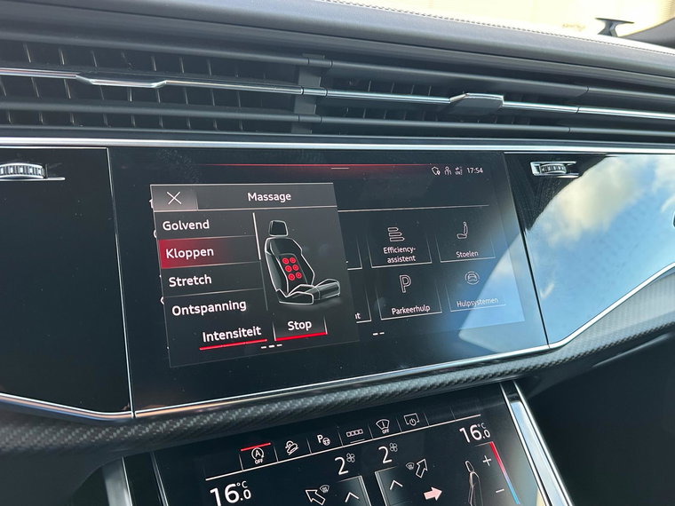 Vehicle Image 38