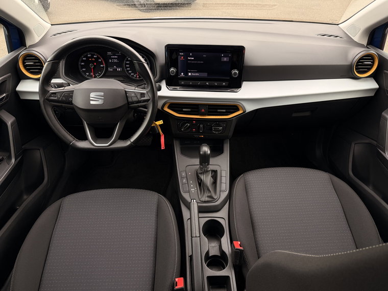 Vehicle Image 18