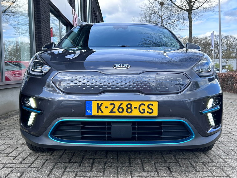 Vehicle Image 28
