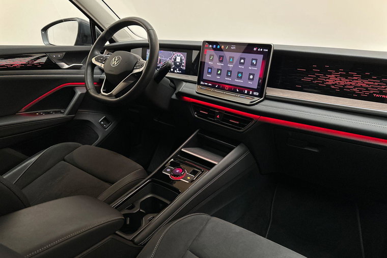 Vehicle Image 14