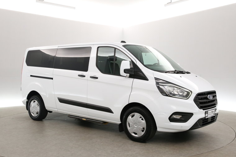 Vehicle Image 9