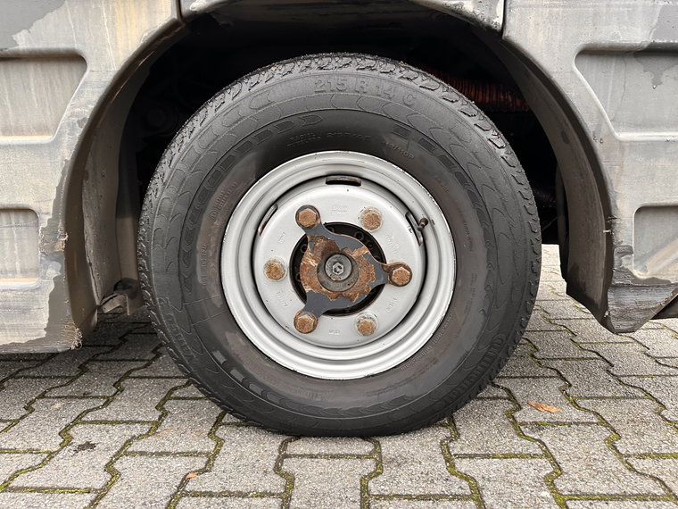 Vehicle Image 22