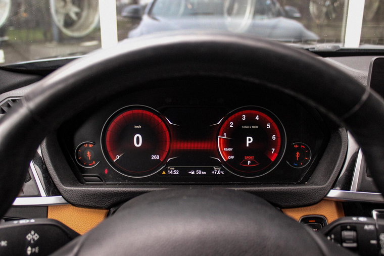 Vehicle Image 24