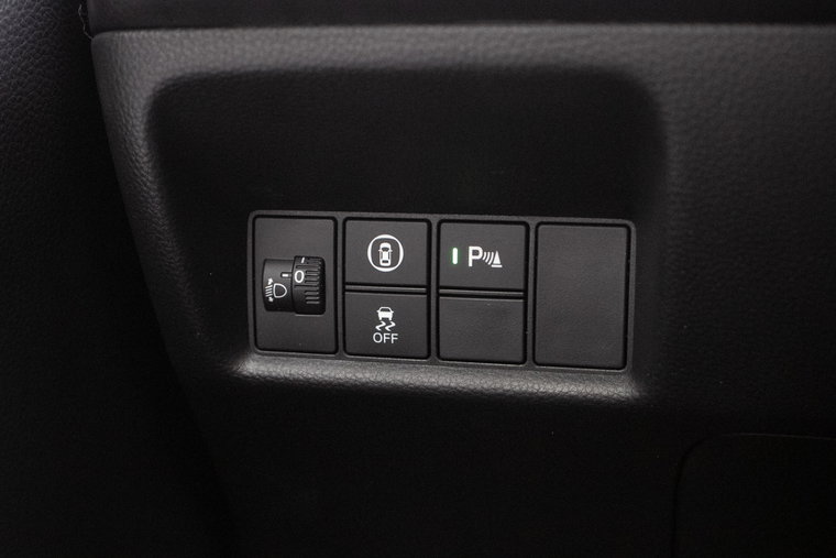 Vehicle Image 26