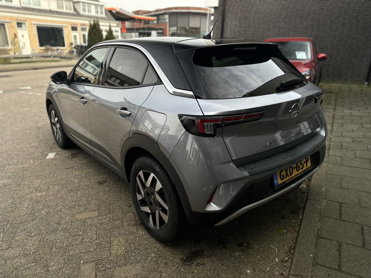 Vehicle Image 39