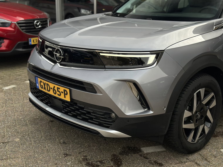 Vehicle Image 42